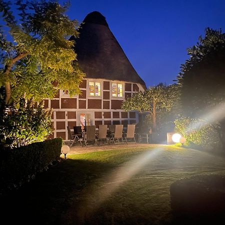 Altes Landhaus Oste, Klavier Appartement, 2 Zimmer Mit Kamin Hemmoor Kültér fotó