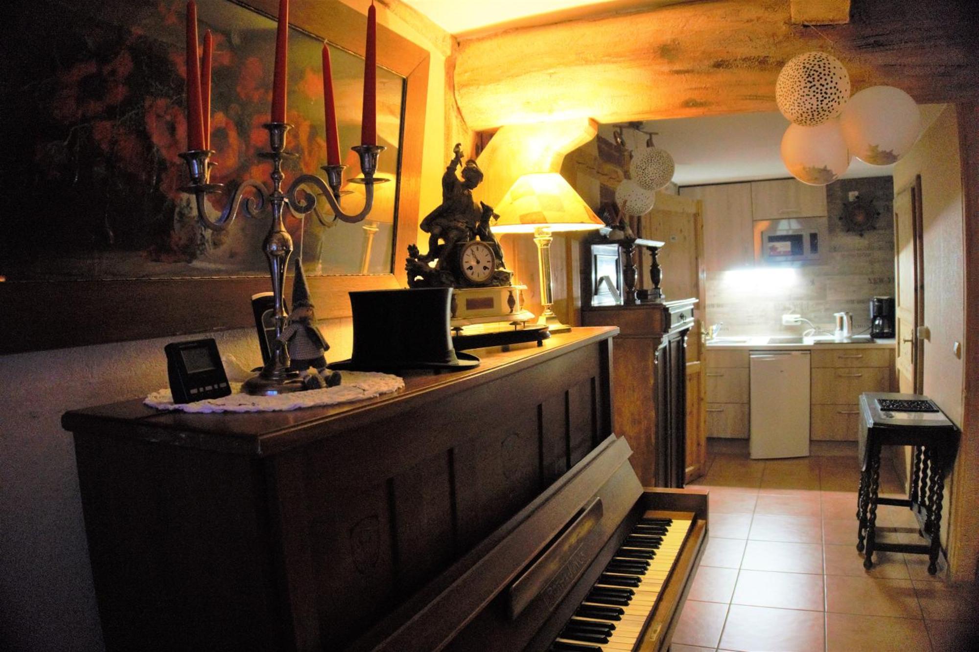 Altes Landhaus Oste, Klavier Appartement, 2 Zimmer Mit Kamin Hemmoor Kültér fotó